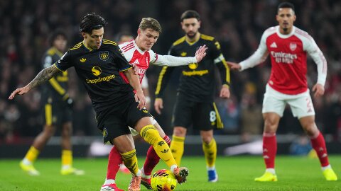  Arsenal: Mọi sự đủ cả, chỉ thiếu gió Đông!